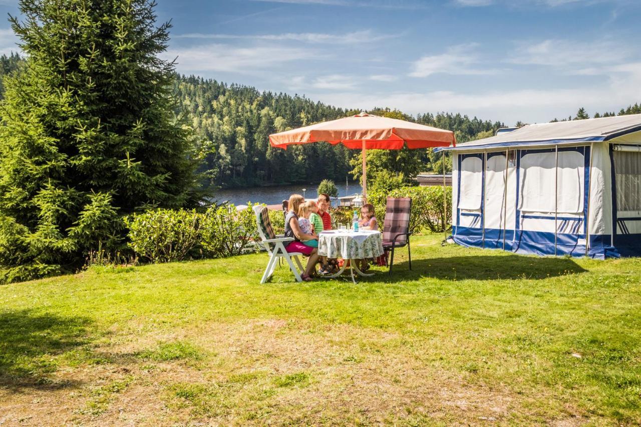 Freizeit- Und Campinganlage Gaisweiher Flossenburg المظهر الخارجي الصورة